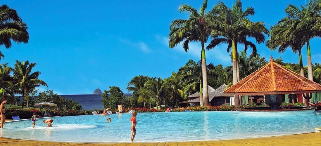 Au Beau Village Studio Avec Piscine Magnifique Sainte-Luce Esterno foto